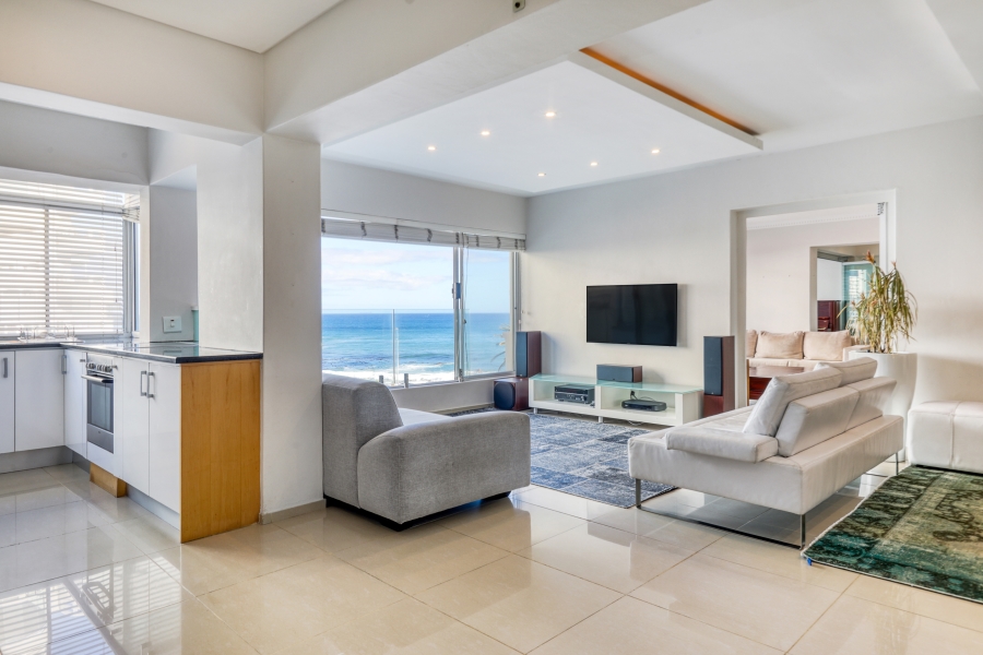 2 Bedroom Property for Sale in Sea Point Western Cape